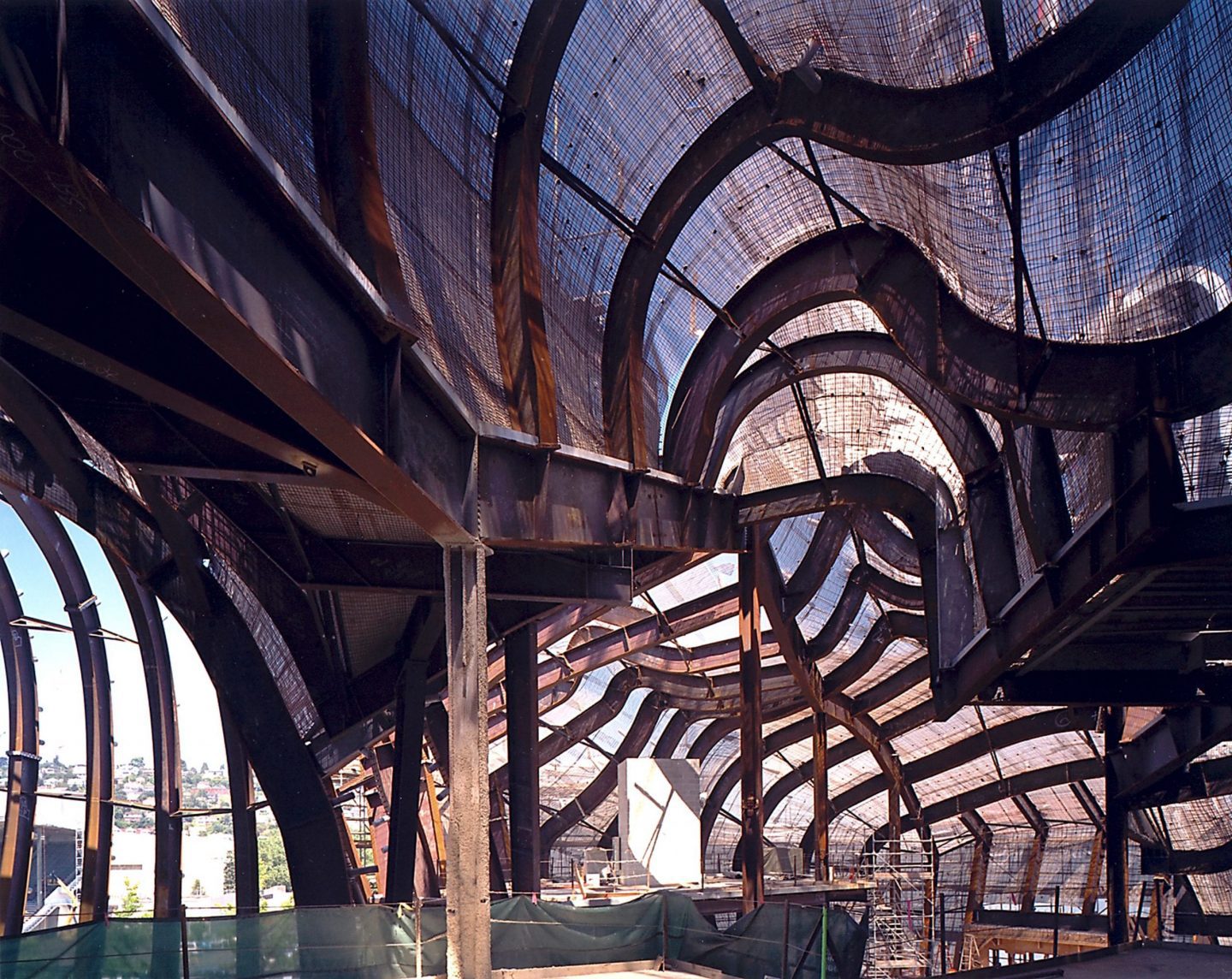 topics/04_mechanical/images/mopop_steel_ribs.jpg